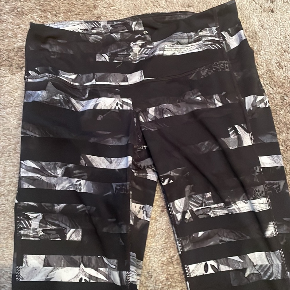 athleta leggings - Picture 2 of 6